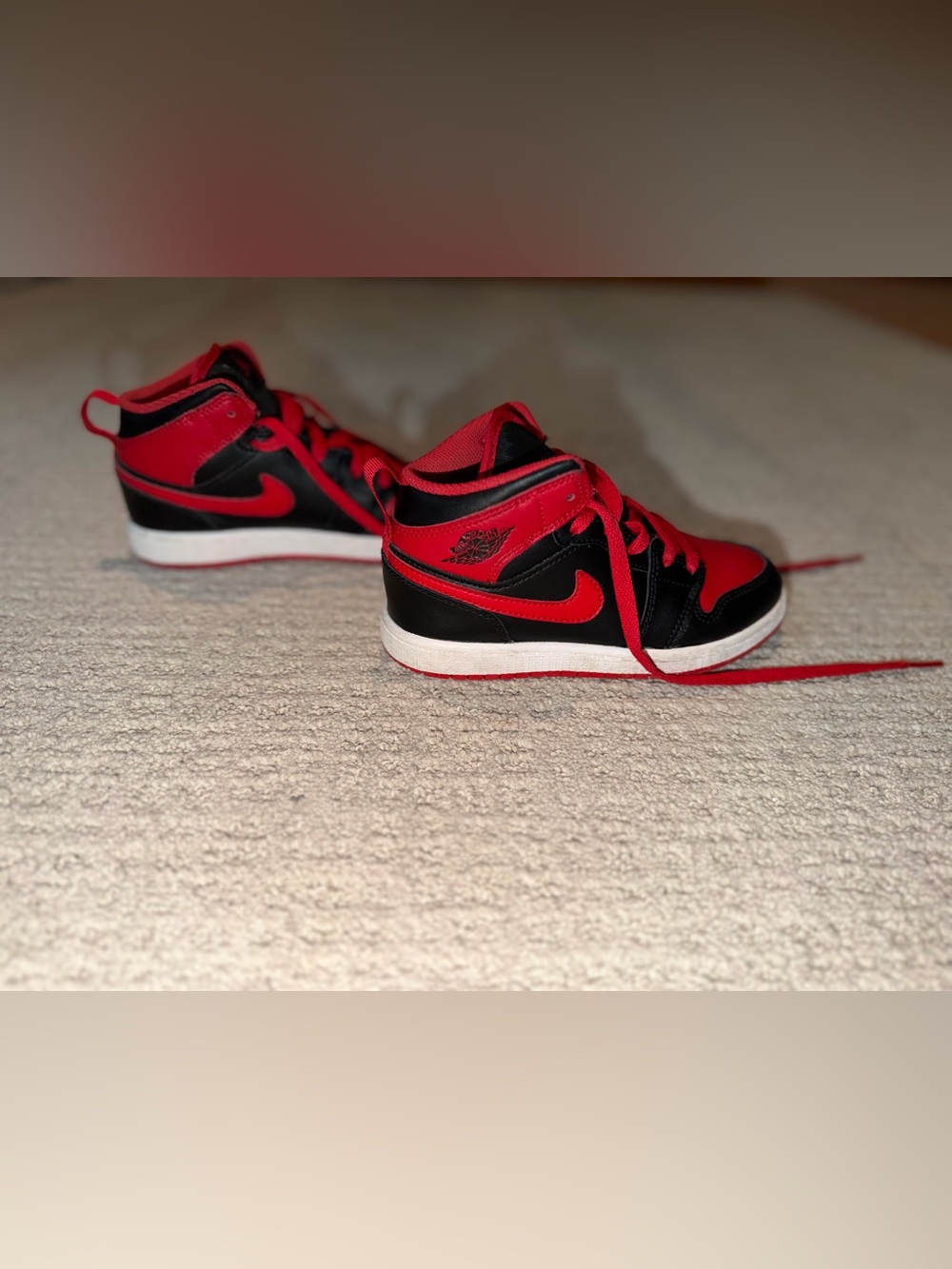 Unisex Air Jordan 1 Mid Red/Black Leather Mid-Top Kids Size 13